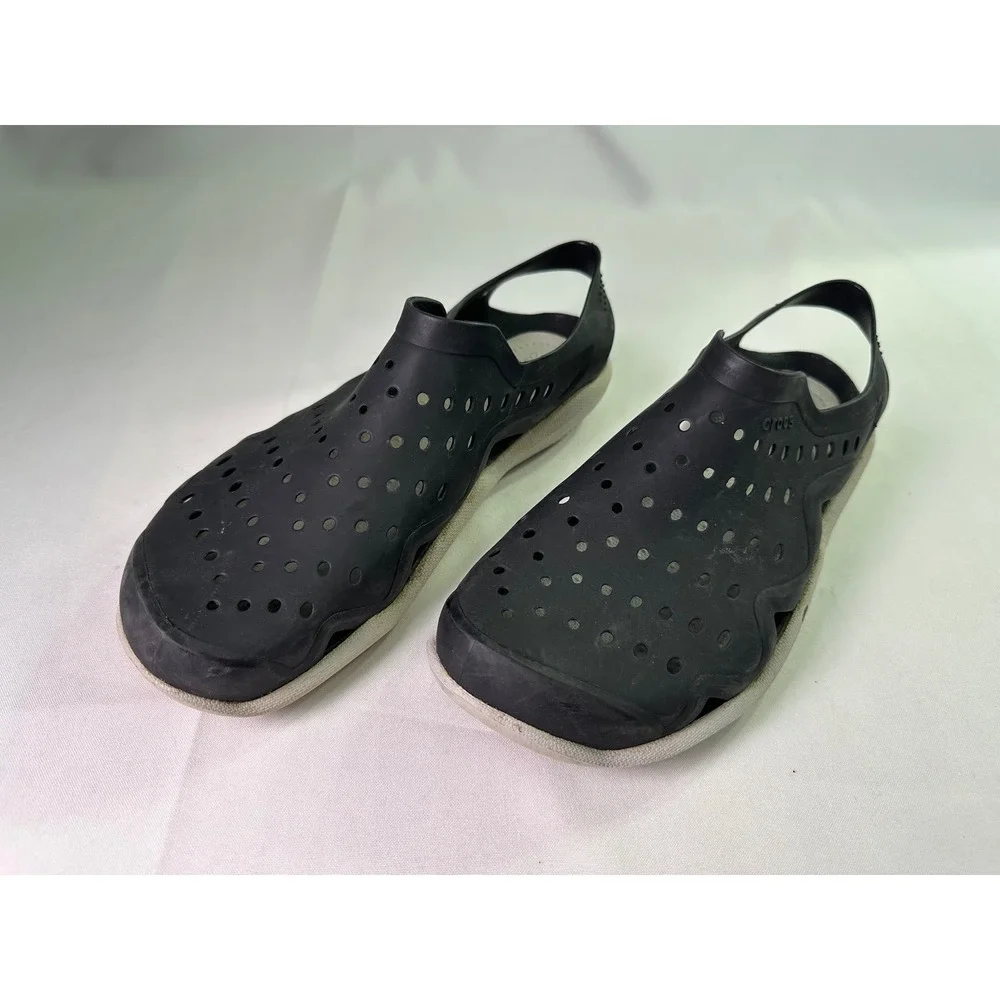Crocs Swiftwater Wave Men's Size 9 Black White Slip On Water Sandals Beach Shoes